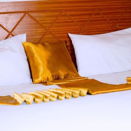 Peace & Grace Motel คิกาลี ภายนอก รูปภาพ